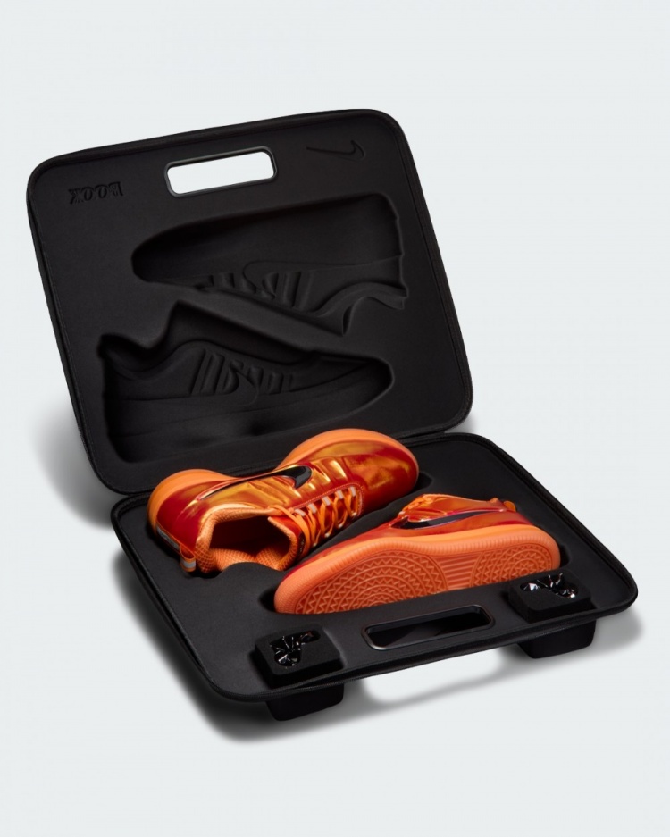 熊猫体育下载-Nike全明星主题球鞋!包含字母哥&KD&布克&约内斯库 无老詹签名鞋